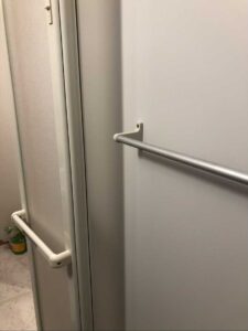 開いた浴室のドア
